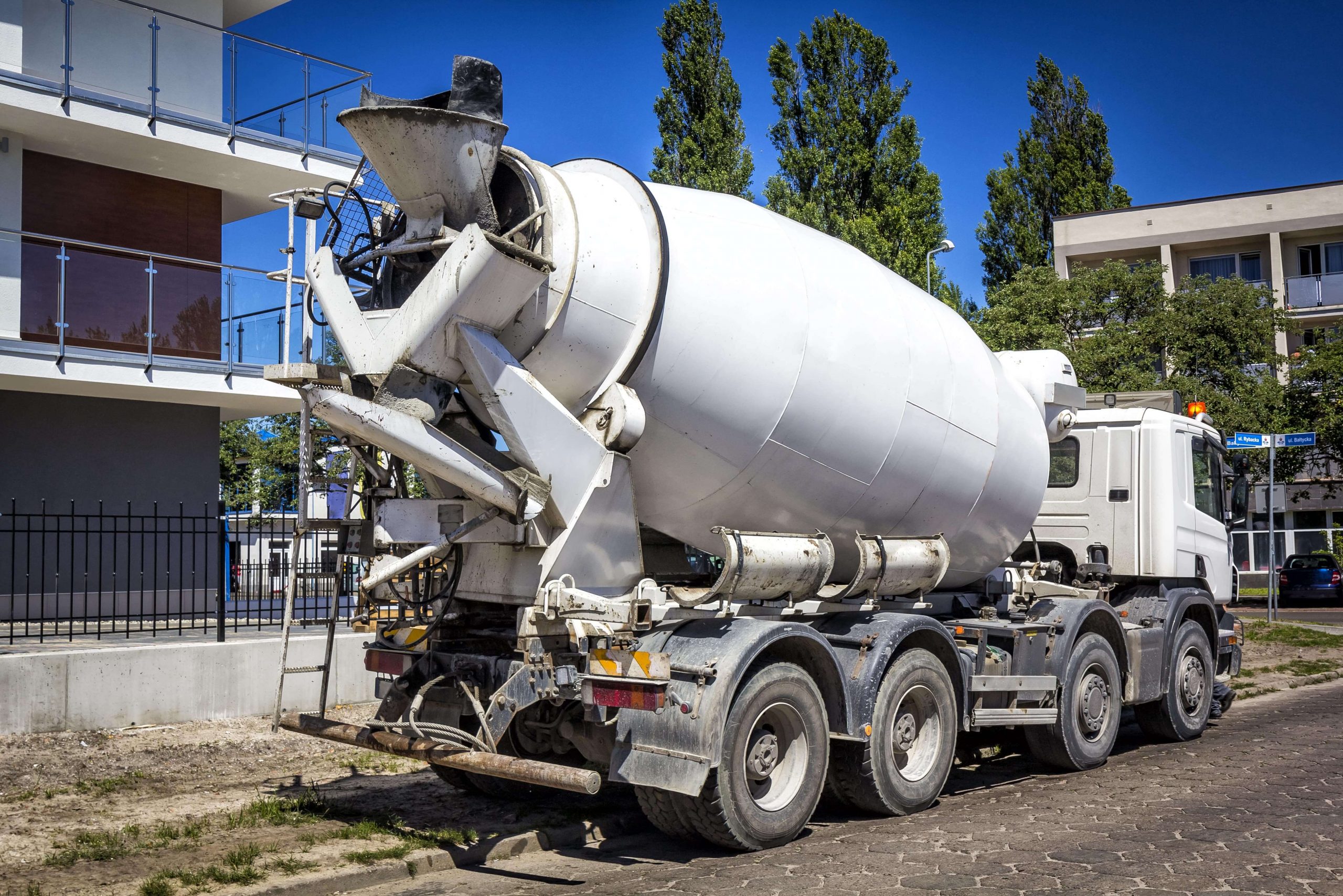 white industrial cement mixer | EasyMix Concrete Ltd.